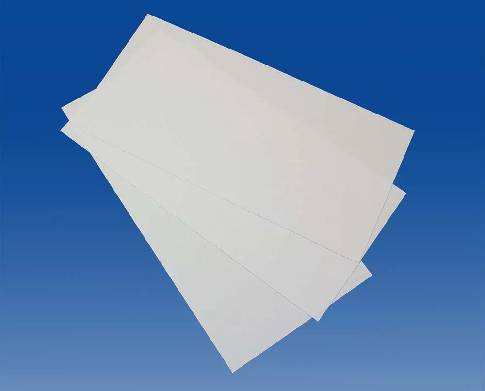 Белый пластик 0,5 мм, 3 листа/уп., 15х30 см