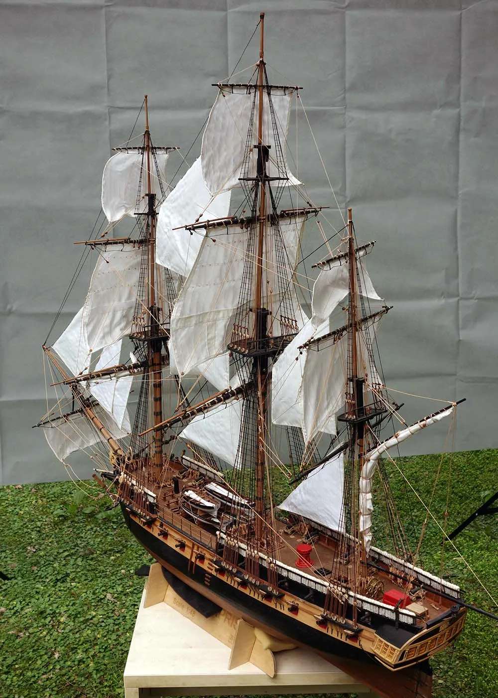 модель корабля для сборки HMS Surprise (полная версия)