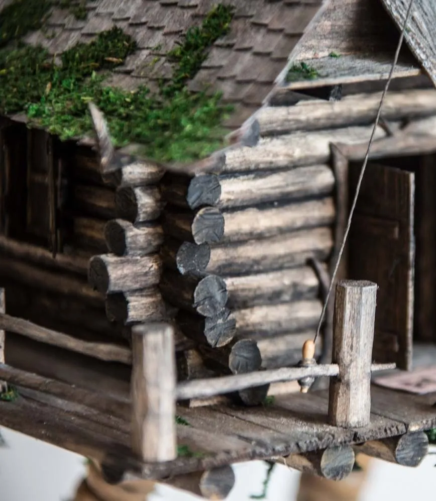 Избушка на курьих ножках + (Расширенный набор для сборки) Избушка на курьих ножках + (Расширенный набор для сборки)