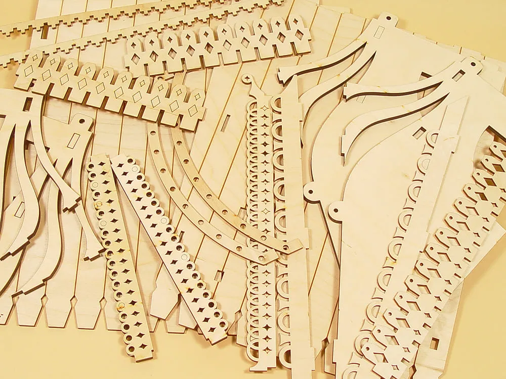 Кормушка-ресторан для птиц Кормушка-ресторан для птиц