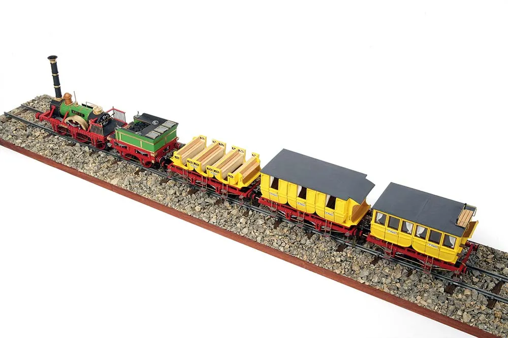 Модель паровоза ADLER + (Стартовый набор инструментов) Модель паровоза ADLER + (Стартовый набор инструментов)