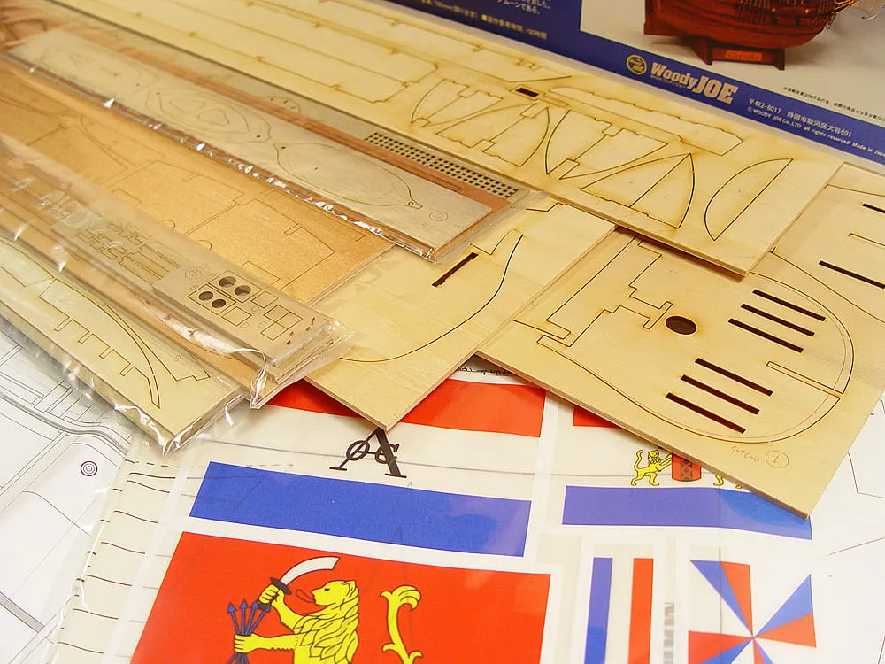 деревянная модель парусника Half Moon