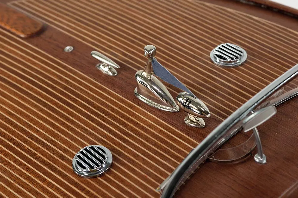 Гоночный катер Riva Aquarama 1970 + (Стартовый набор инструментов) Гоночный катер Riva Aquarama 1970 + (Стартовый набор инструментов)