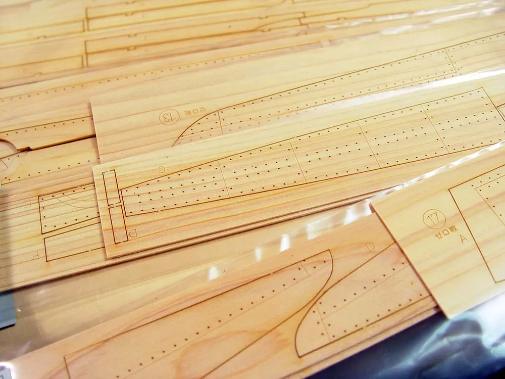 модель самолета Zero модель самолета Zero