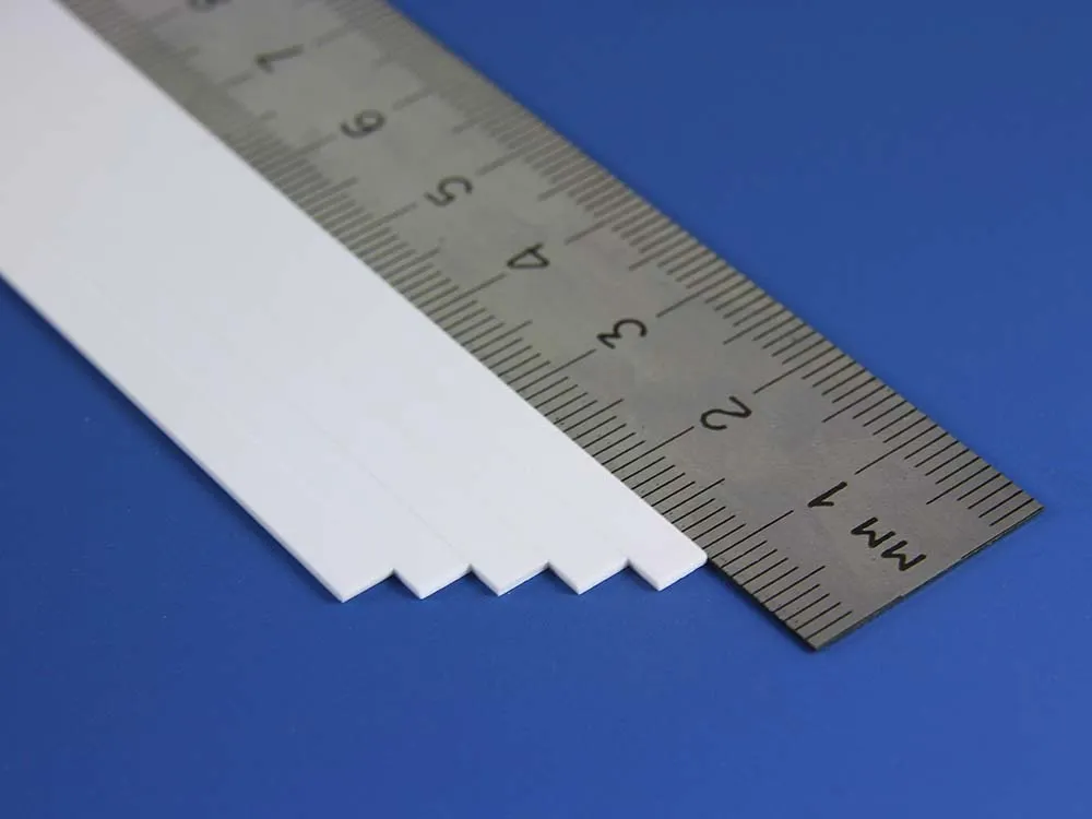 Полоска пластиковая 0,75х4,0 мм, 10 шт/уп.