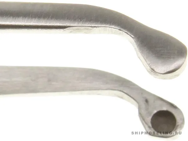 Закругленный пинцет с защёлкой