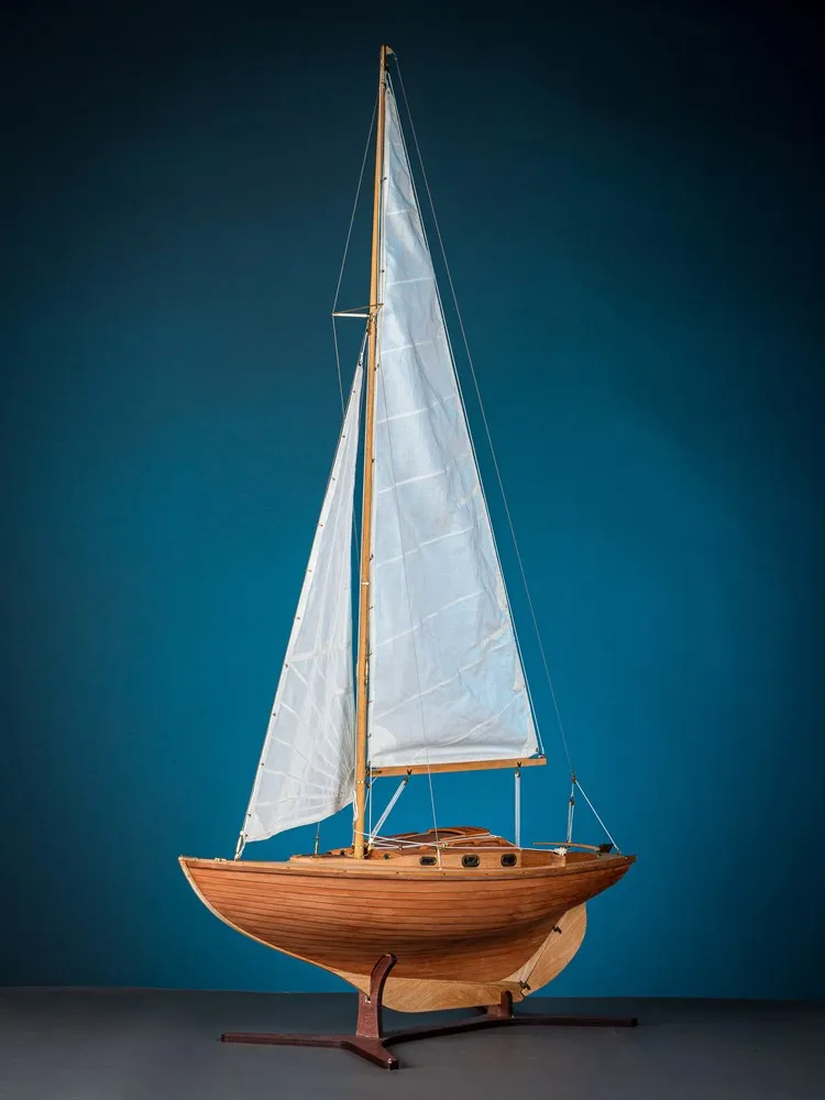 Яхта Folkboat, комплектация Стандартная + (Полный набор инструментов, клея и лак) Яхта Folkboat, комплектация Стандартная + (Полный набор инструментов, клея и лак)