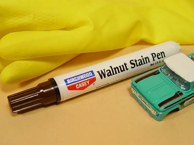 Карандаш для дерева, орех, 10 мл