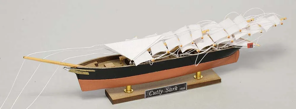 деревянная модель парусника Cutty Sark корабль в бутылке деревянная модель парусника Cutty Sark корабль в бутылке