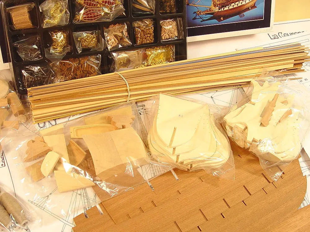 деревянная модель корабля La Couronne деревянная модель корабля La Couronne