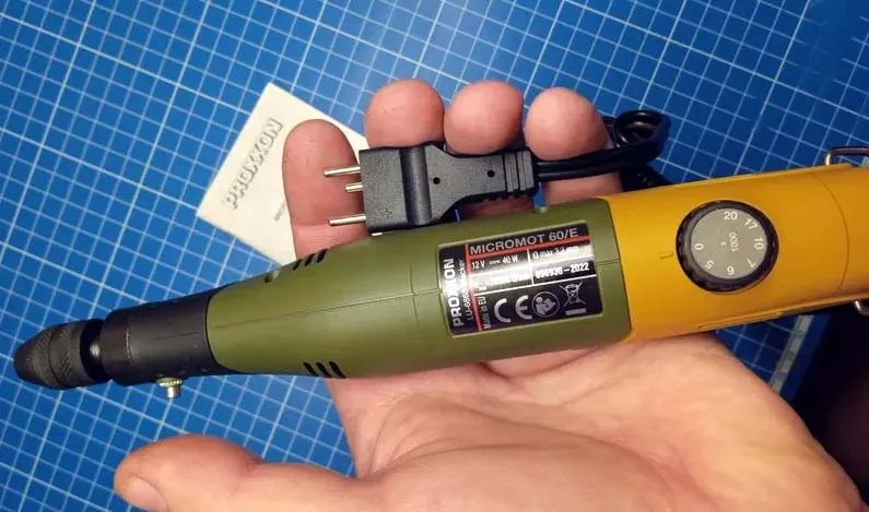 Бормашина Proxxon MICROMOT 60/EF (28512) + Блок питания регулируемый (28707) и набор сверл (28874) 28512 Бормашина Proxxon MICROMOT 60/EF (28512) + Блок питания регулируемый (28707) и набор сверл (28874) 28512