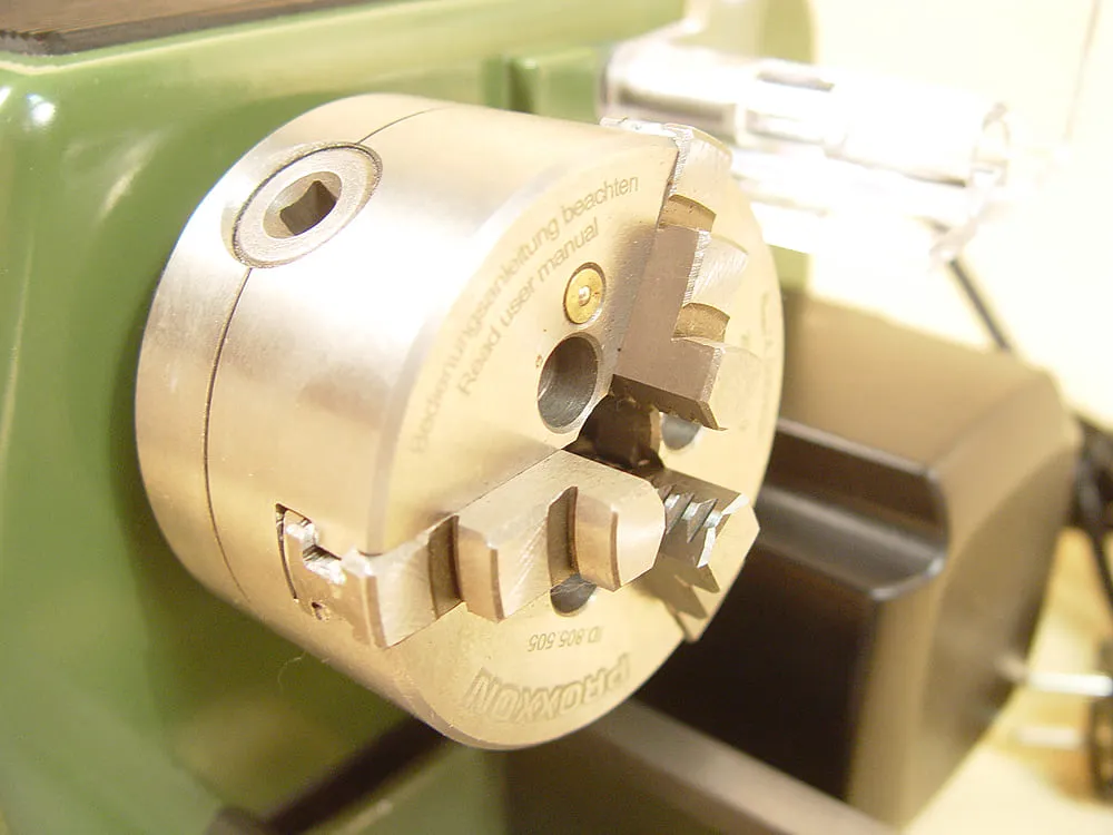 Токарный станок Proxxon PD250/E 24002 Токарный станок Proxxon PD250/E 24002