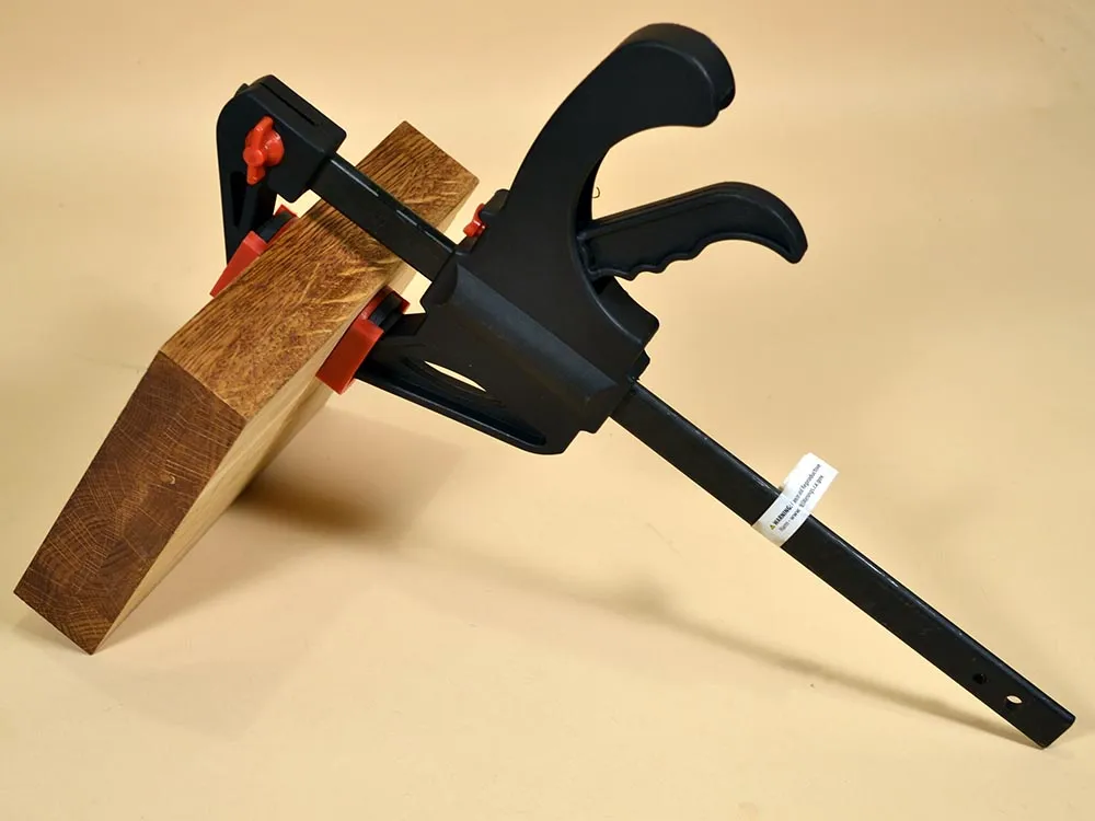 Мощная струбцина (F-зажим), "Мертвая хватка", 150 мм Мощная струбцина (F-зажим), "Мертвая хватка", 150 мм