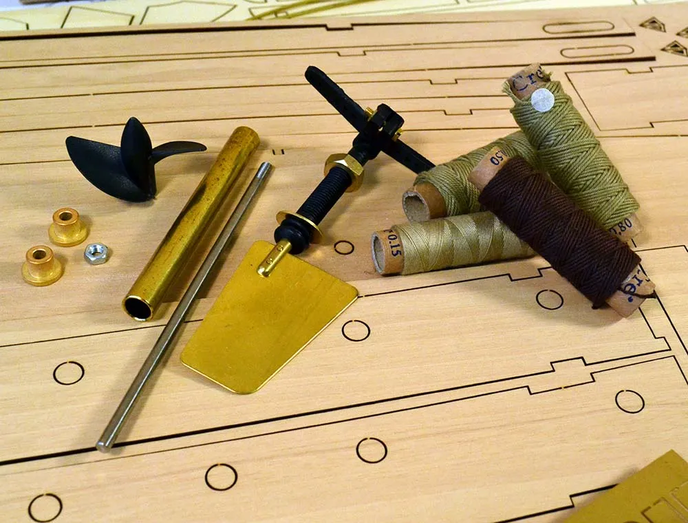 Океанский буксир Hercules + (Стартовый набор инструментов) Океанский буксир Hercules + (Стартовый набор инструментов)