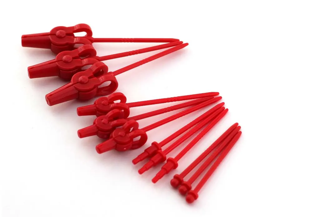 Набор четырех видов держателей для окрашиваемых деталей, всего 12 шт