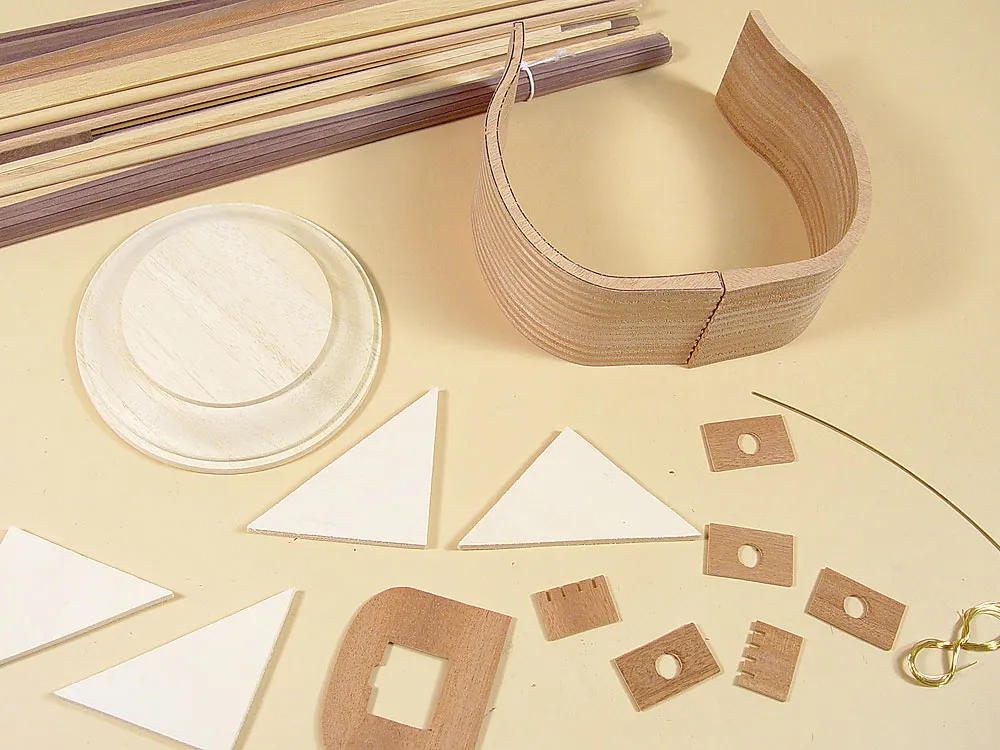 деревянная модель корабля HMS Victory сечение деревянная модель корабля HMS Victory сечение