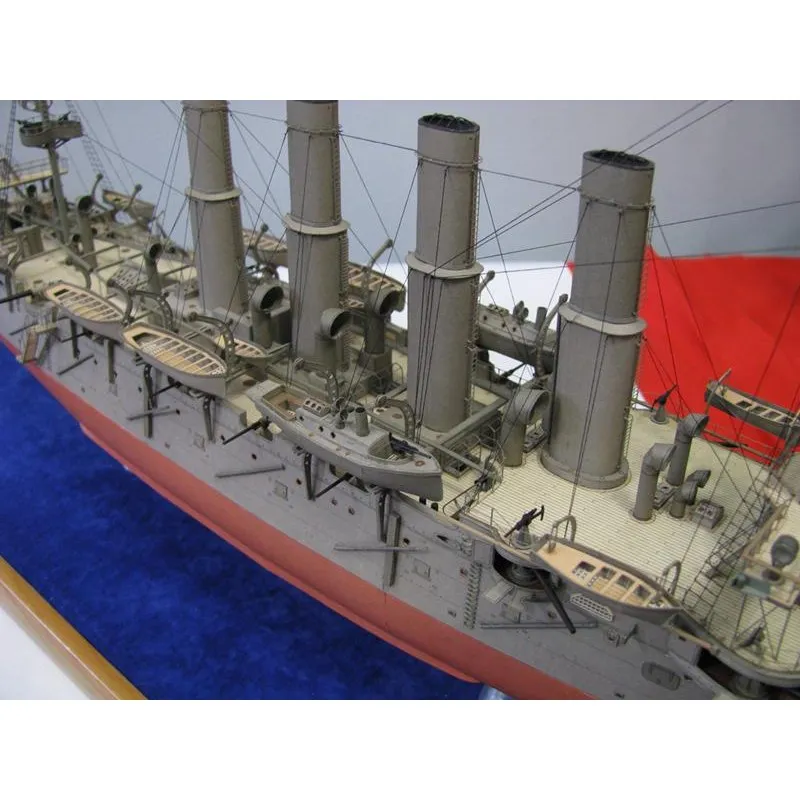 Модель из бумаги бронепалубный крейсер "Варяг", Россия 1902 г