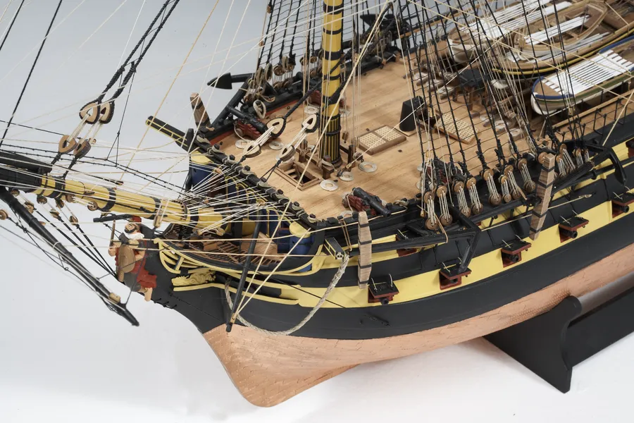 HMS Vanguard (Флагман адмирала Нельсона) + (Полный набор инструментов, клея и краски) HMS Vanguard (Флагман адмирала Нельсона) + (Полный набор инструментов, клея и краски)