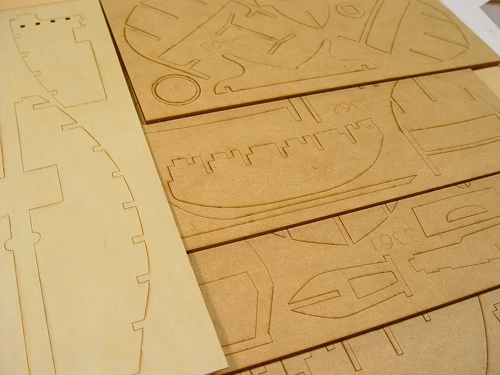 модель корабля Coca модель корабля Coca