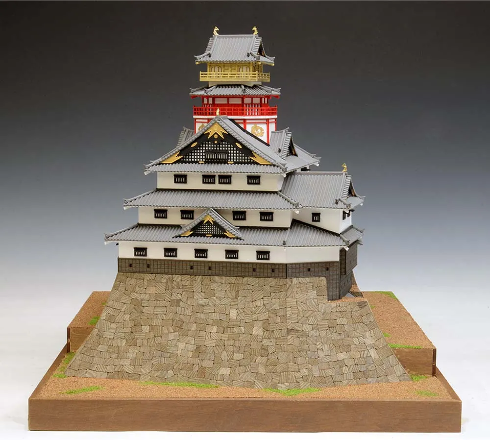 Замок Azuchi (улучшенная версия) + (Стартовый набор инструментов) Замок Azuchi (улучшенная версия) + (Стартовый набор инструментов)