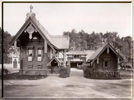 Терем русского подворья, 1873 г, 1900 деталей + (Стартовый набор инструментов) Терем русского подворья, 1873 г, 1900 деталей + (Стартовый набор инструментов)