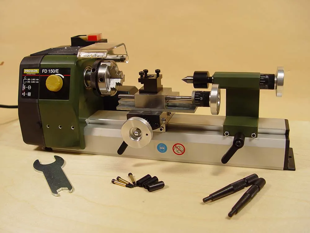 Миниатюрный токарный станок Proxxon FD150/Е 24150 Миниатюрный токарный станок Proxxon FD150/Е 24150