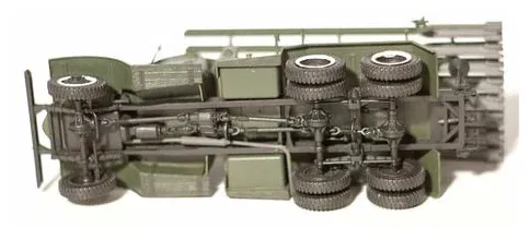 Гвардейский реактивный миномёт БМ-13 "Катюша"  подарочный набор