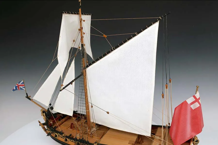 деревянная модель парусника Charles Royal Yacht 1674 деревянная модель парусника Charles Royal Yacht 1674
