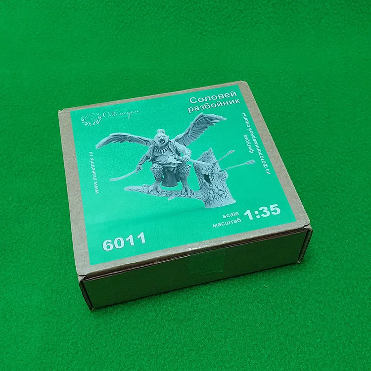 Фигурка "Соловей разбойник" Фигурка "Соловей разбойник"