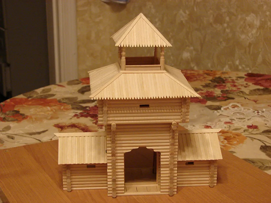 Надвратная Башня, 992 детали Надвратная Башня, 992 детали