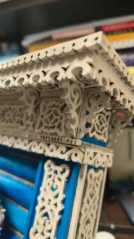 Сборная модель наличника "Хорлово", 230 деталей + Клей и краски в комплекте Сборная модель наличника "Хорлово", 230 деталей + Клей и краски в комплекте