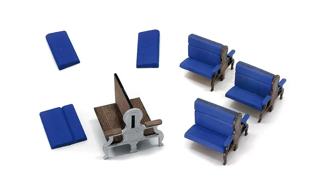 модель паровоза Модель пассажирского вагона