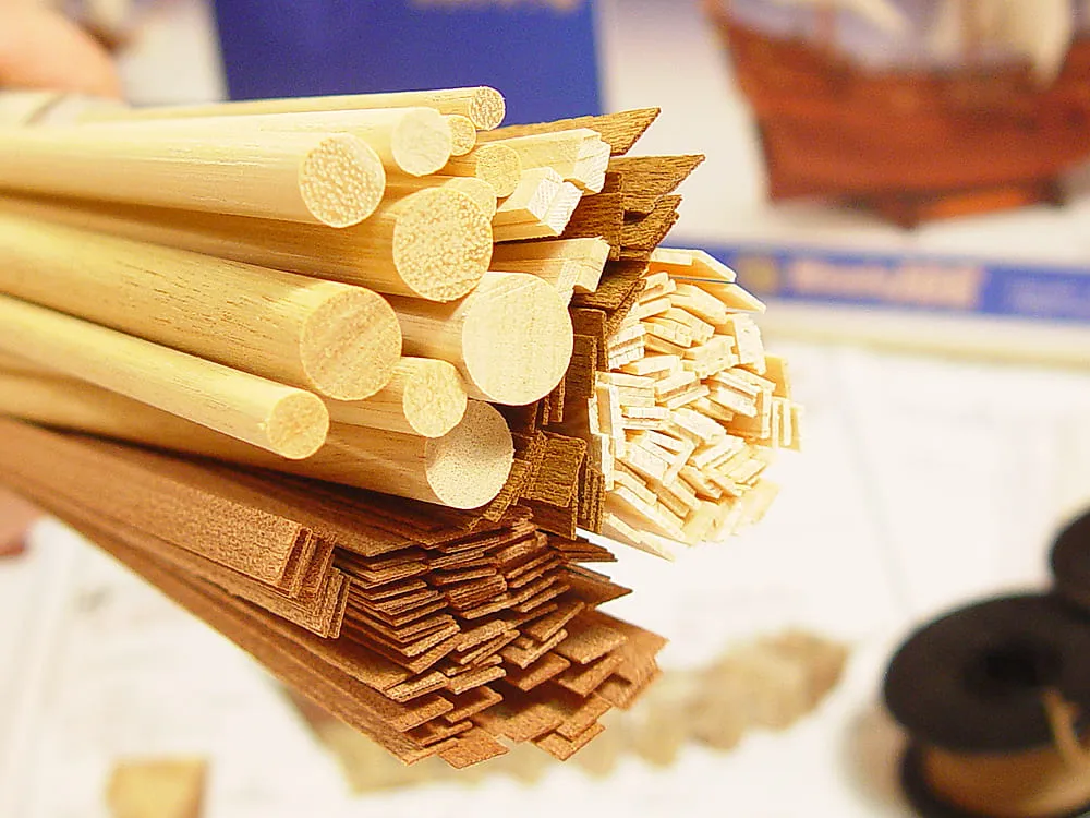 деревянная модель парусника Half Moon