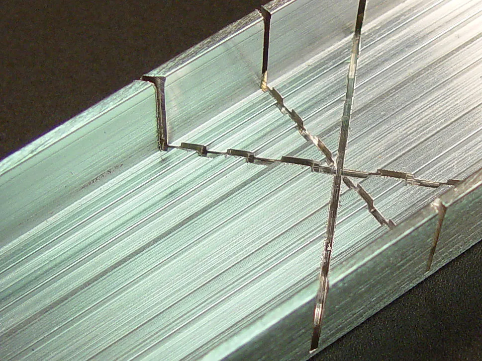 Шикарный набор инструментов для судомоделиста Deluxe Шикарный набор инструментов для судомоделиста Deluxe