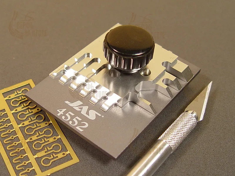 Китайский сгибатель для фототравления "жук"