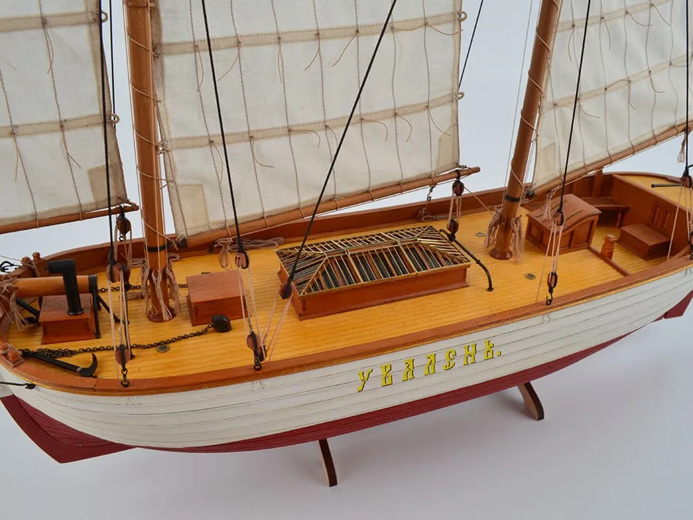 Модель Императорская яхта бот Увалень