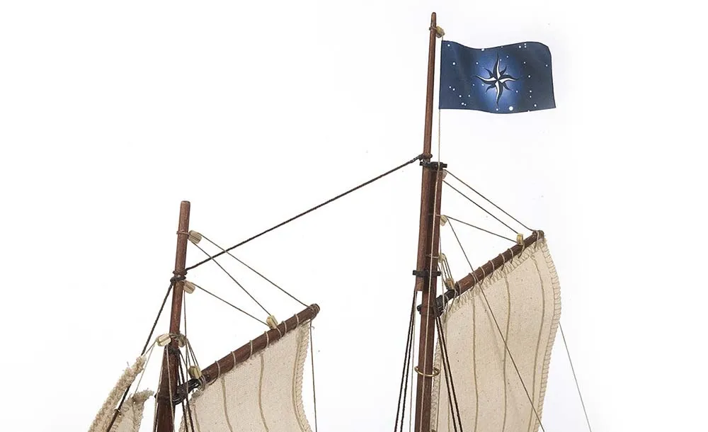 модель корабля своими руками Polaris Delux с инструментами + паруса и подставка