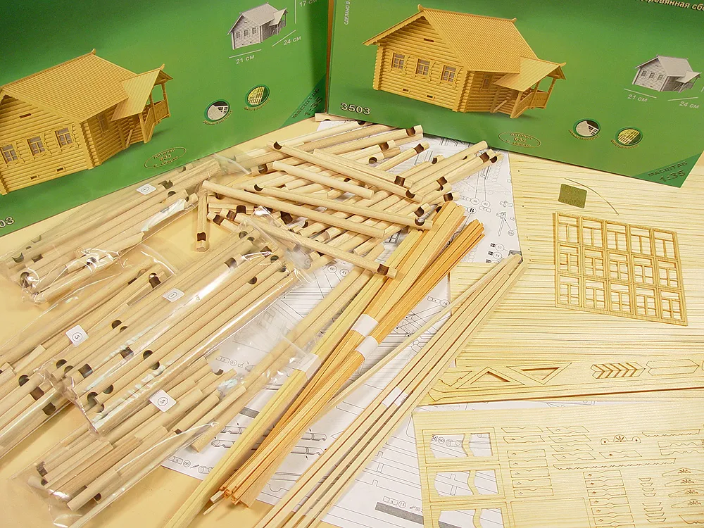 Деревенская изба, версия с подсветкой, 633 детали + (Расширенный набор для сборки) Деревенская изба, версия с подсветкой, 633 детали + (Расширенный набор для сборки)