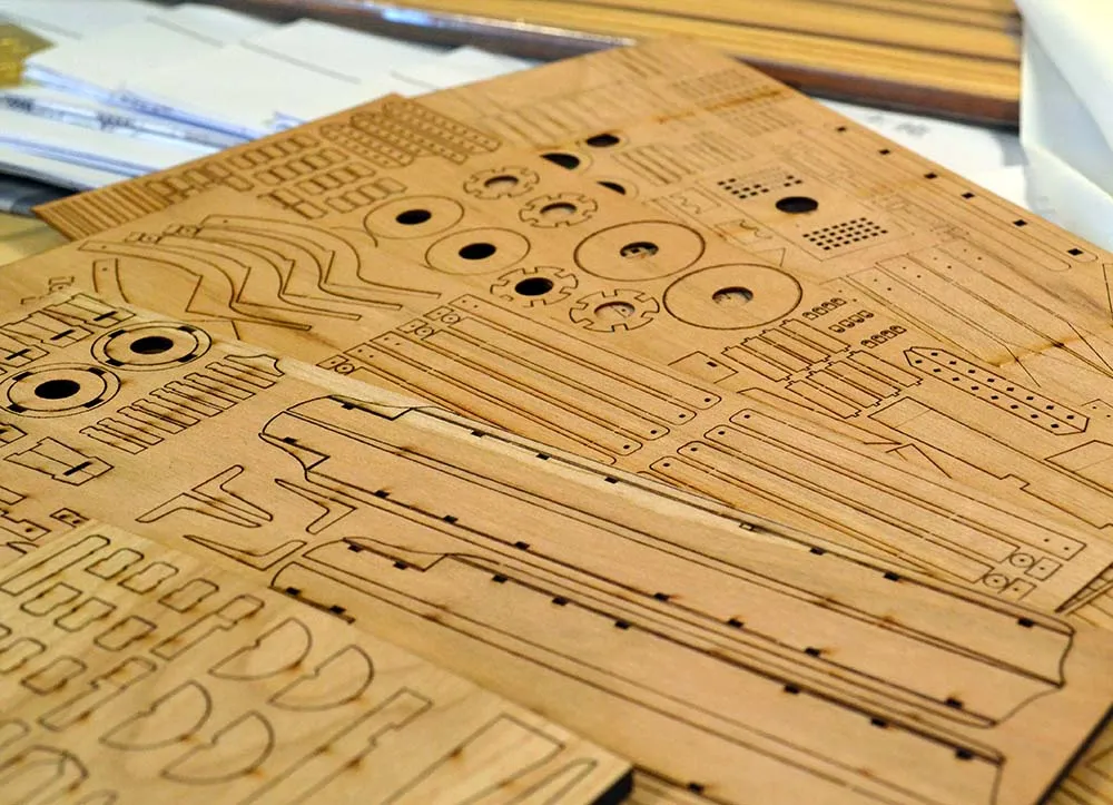 модель корабля для сборки HMS Surprise (полная версия)