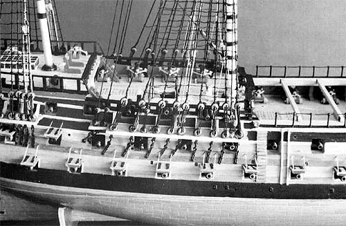 Ванты с выбленками и бакштаги, установленные на русленях