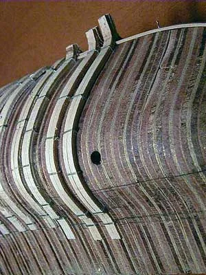 Установка шпангоутов