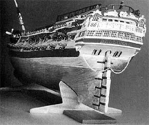 Кормовая галерея и украшения