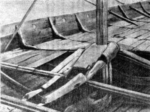 Крепление мачты на судне