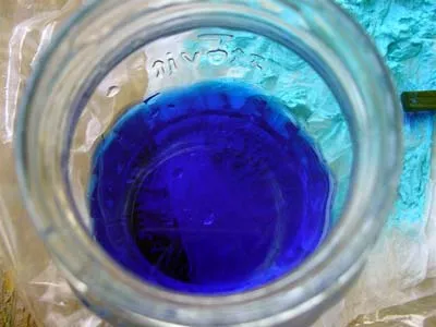 Раствор синеет Раствор синеет