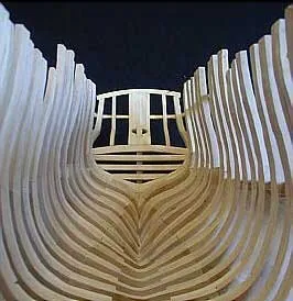 работа по выравниванию и шлифовке внутренней поверхности шпангоутов